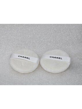 Chanel Powder Puff Set Of 2 Makeup Applicators White Round